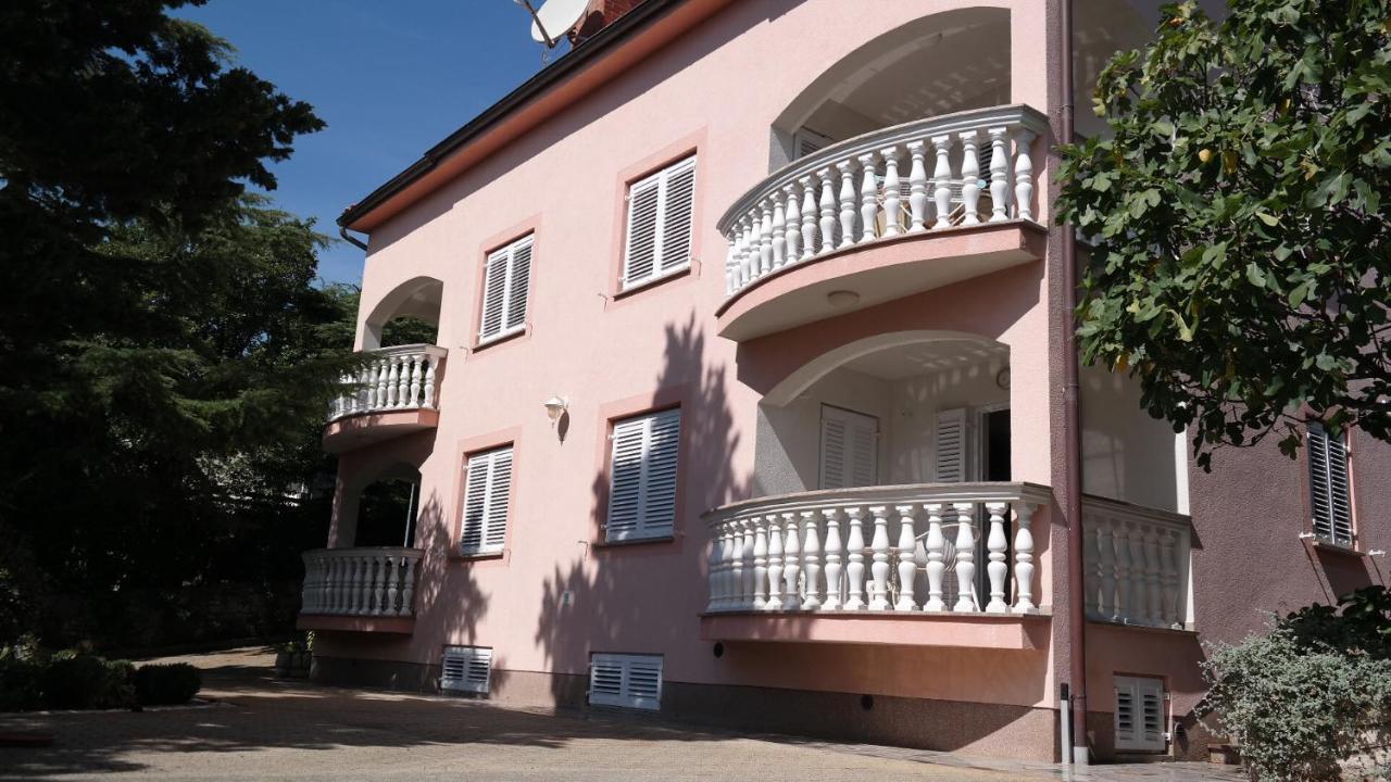 Apartmani Lili Novi Vinodolski Exteriér fotografie