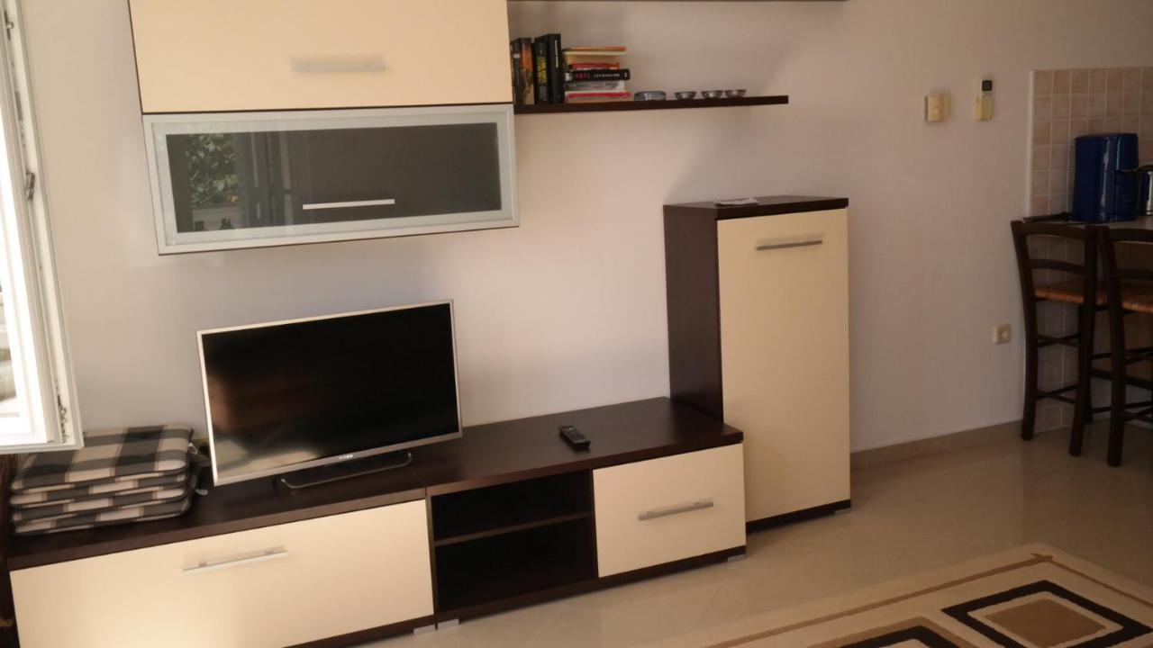 Apartmani Lili Novi Vinodolski Exteriér fotografie