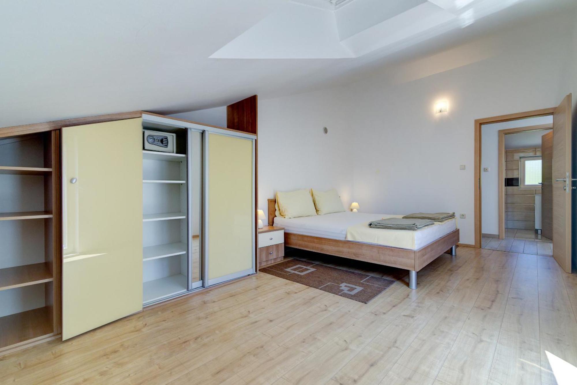 Apartmani Lili Novi Vinodolski Exteriér fotografie