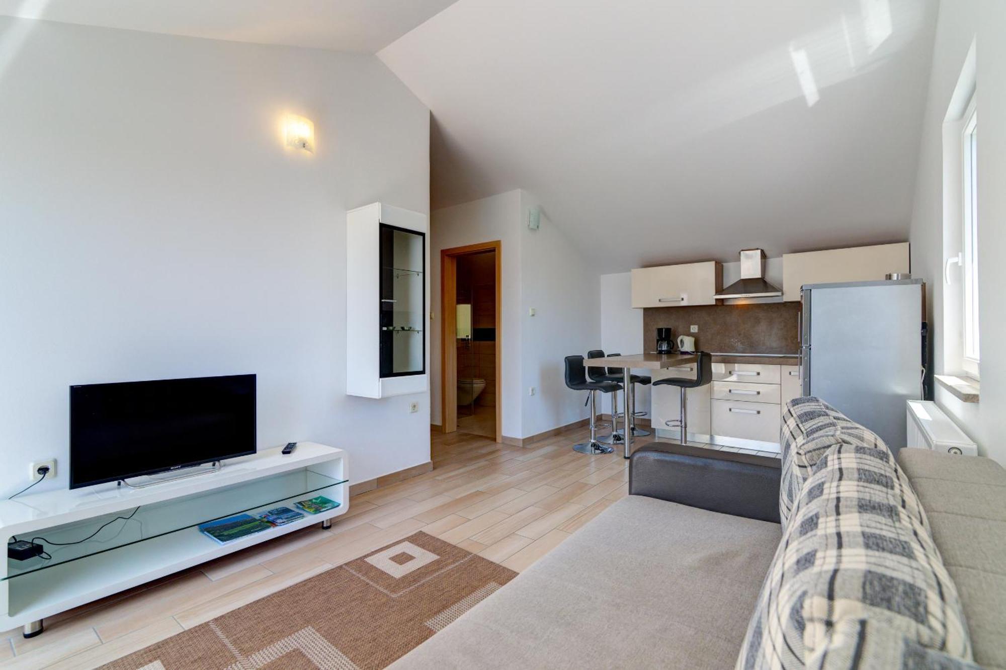 Apartmani Lili Novi Vinodolski Exteriér fotografie