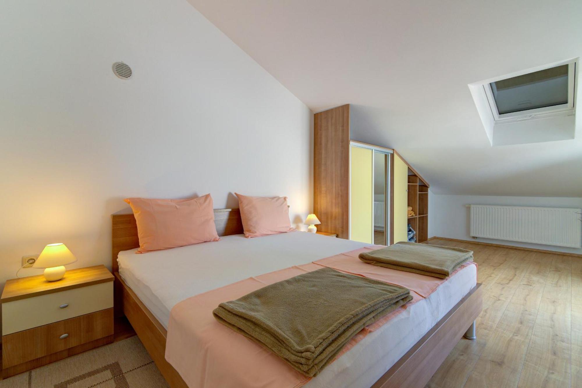 Apartmani Lili Novi Vinodolski Exteriér fotografie
