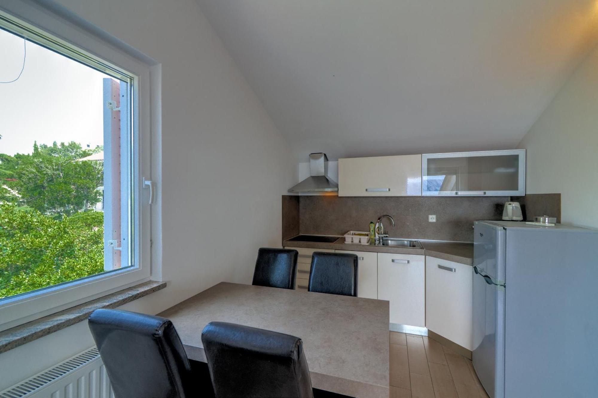 Apartmani Lili Novi Vinodolski Exteriér fotografie