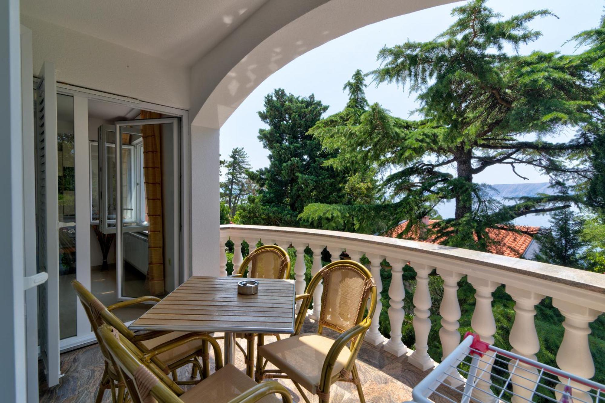 Apartmani Lili Novi Vinodolski Exteriér fotografie